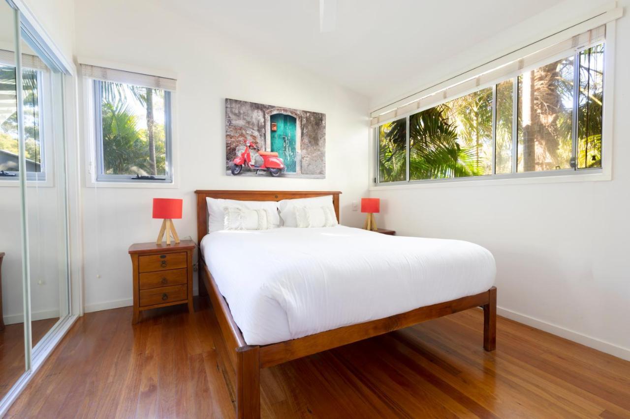 Mobys Beachside Retreat 4* Blueys Beach