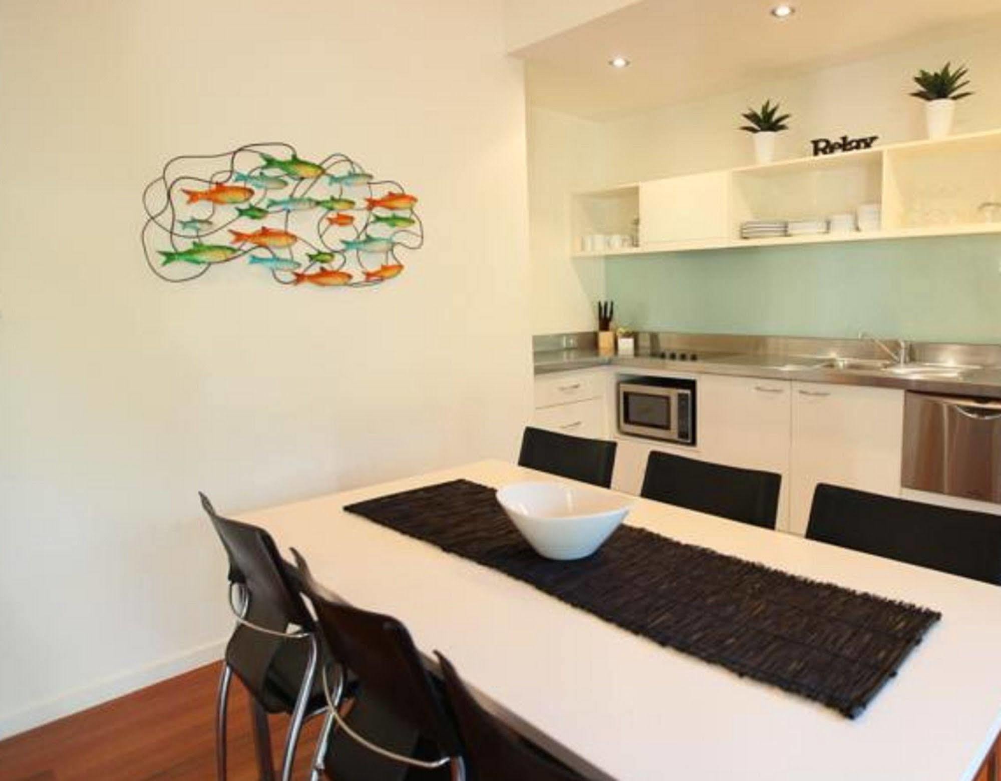 Aparthotel Mobys Beachside Retreat Blueys Beach