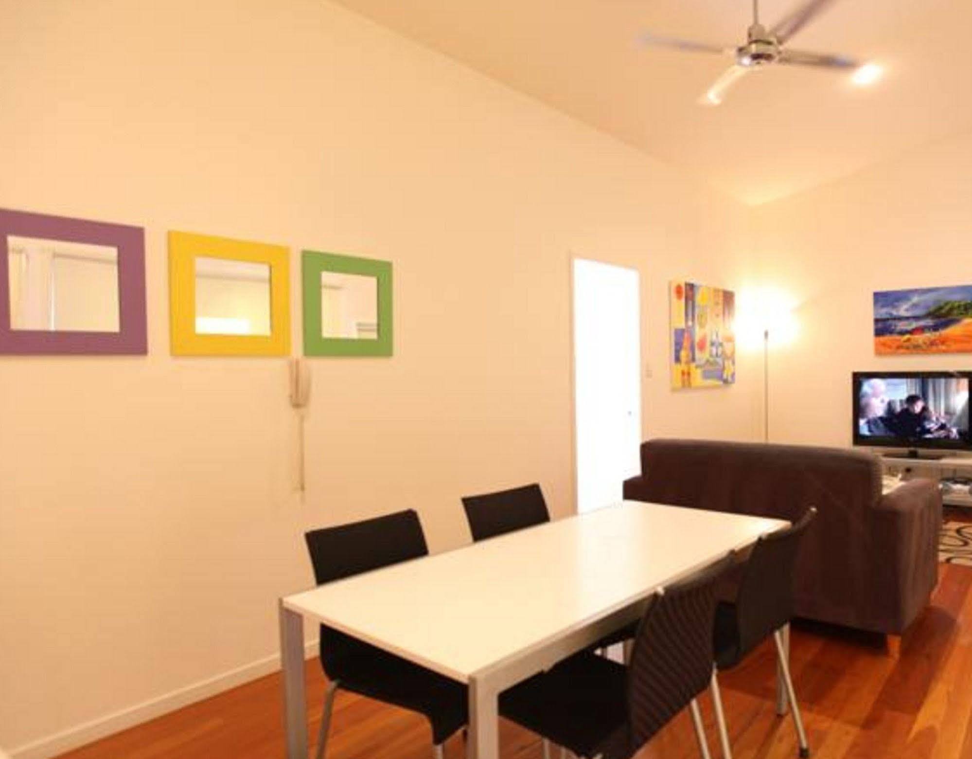 Mobys Beachside Retreat 4* Blueys Beach