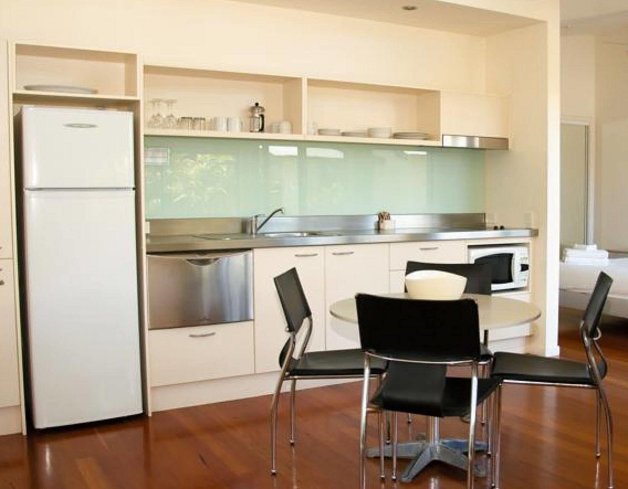 Mobys Beachside Retreat 4*