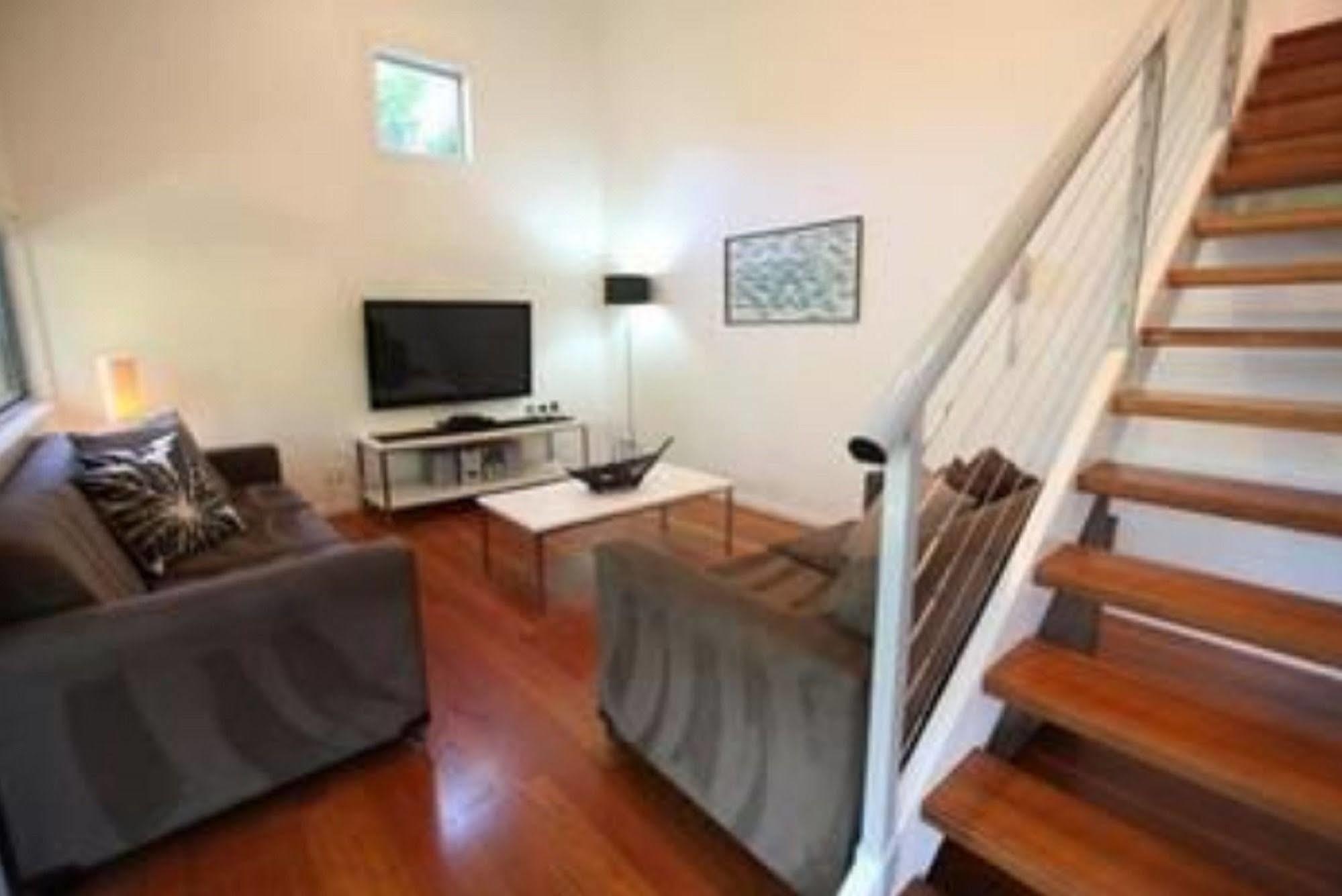 Mobys Beachside Retreat Aparthotel Blueys Beach